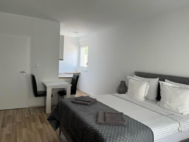 Comfort Apartments M&S Mostar Buitenkant foto